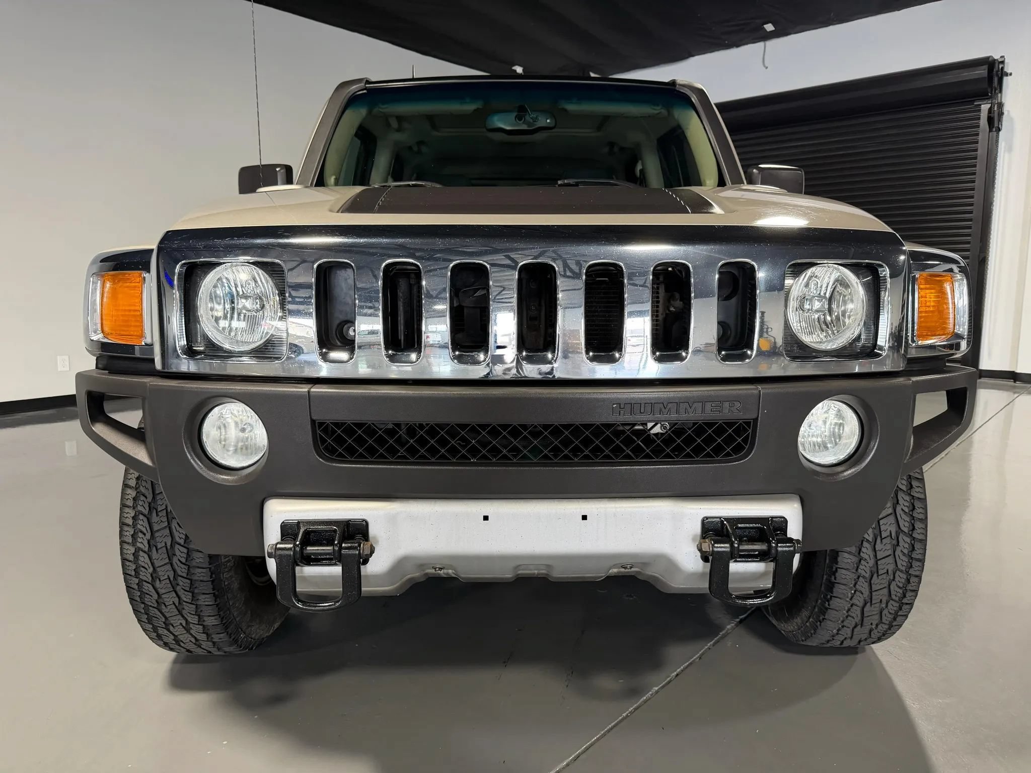 Used 2008 HUMMER H3 AWD/4WD image 3