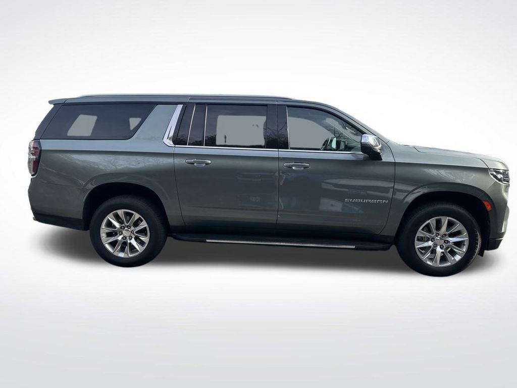 Used 2023 Chevrolet Suburban Premier image 15