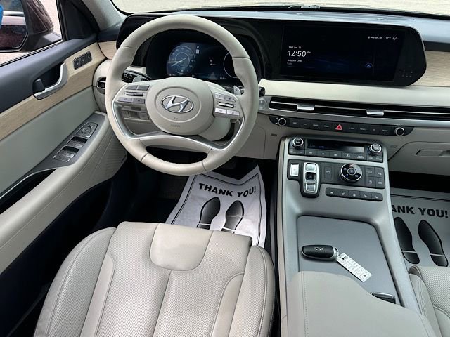 Used 2024 Hyundai Palisade Limited AWD/4WD image 21