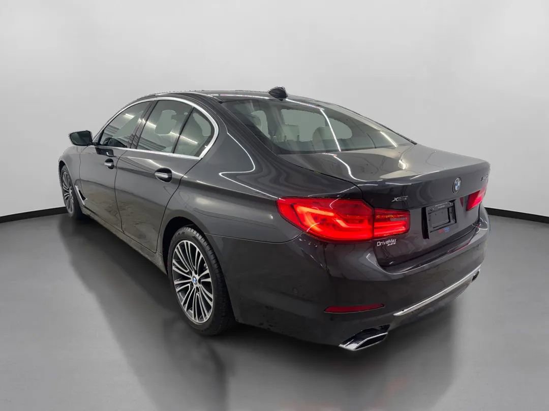 Used 2017 BMW 540i xDrive image 7