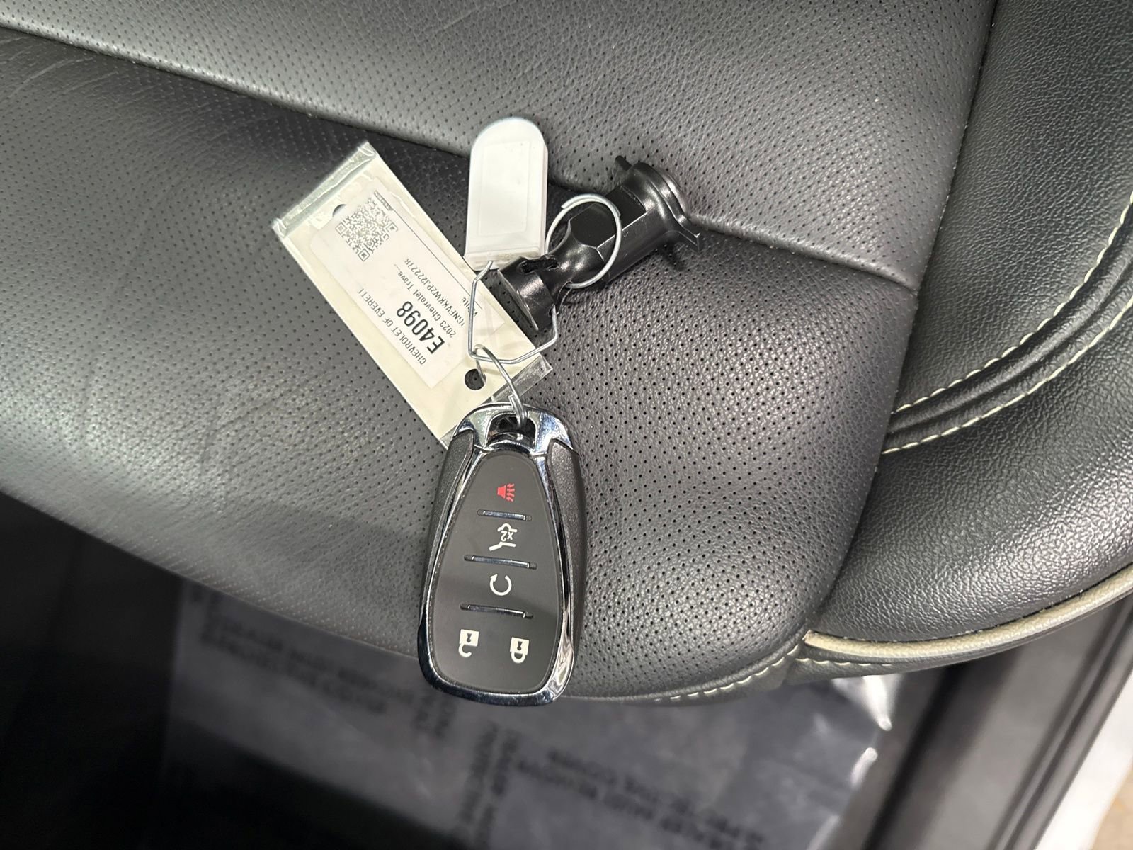 Used 2023 Chevrolet Traverse Premier image 14