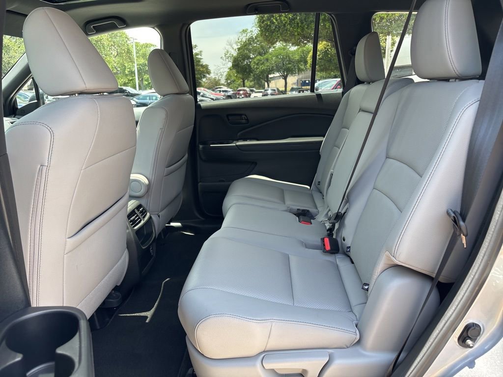 Used 2023 Honda Passport EX-L image 21