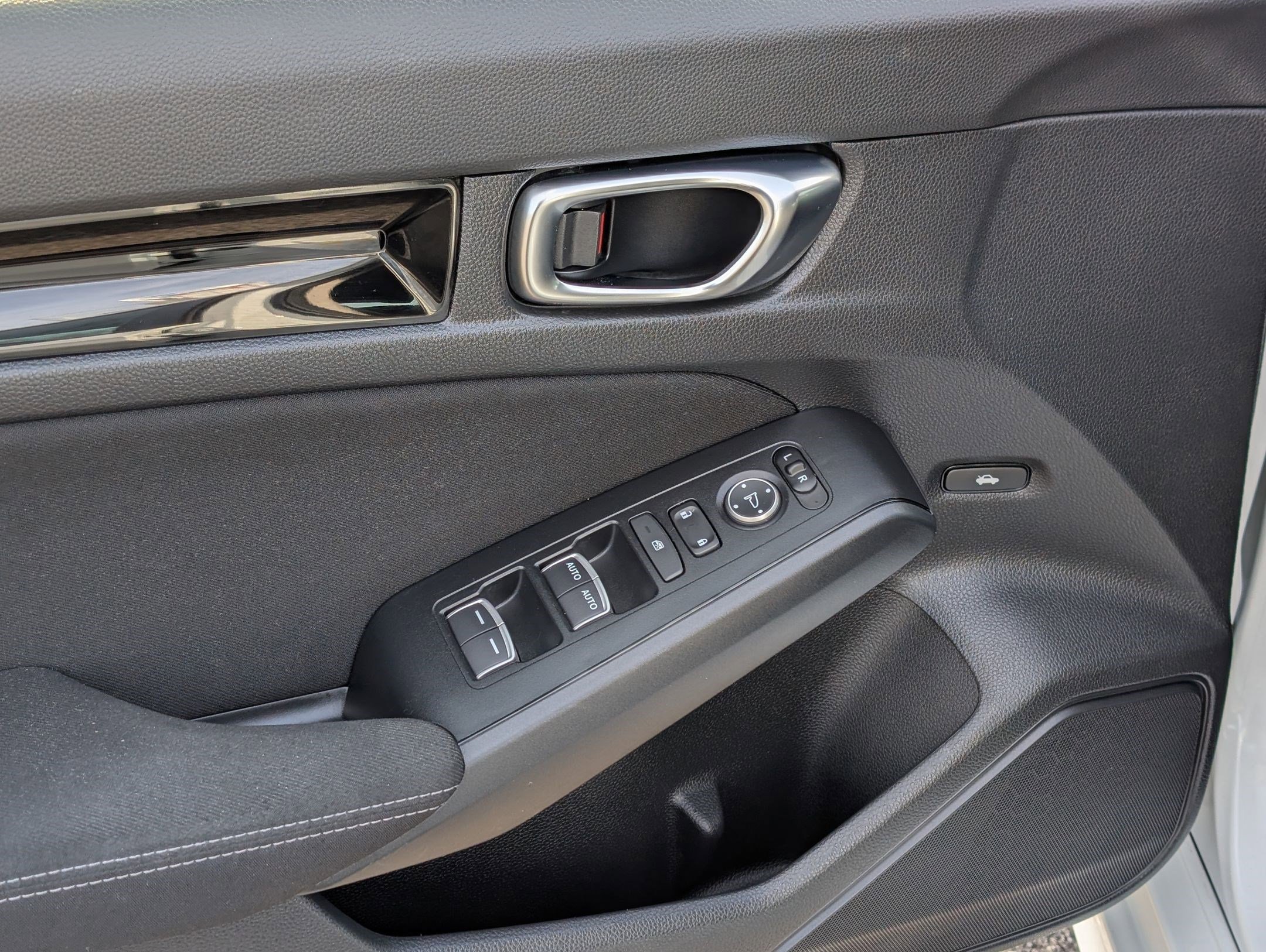 Certified 2022 Honda Civic EX image 14