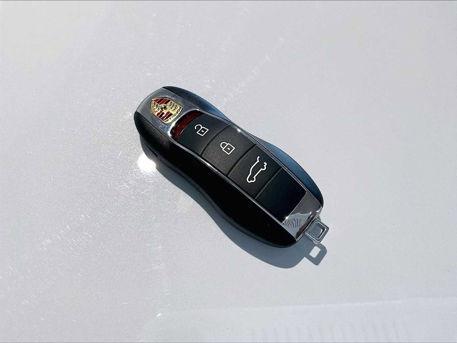 Used 2025 Porsche Macan image 35