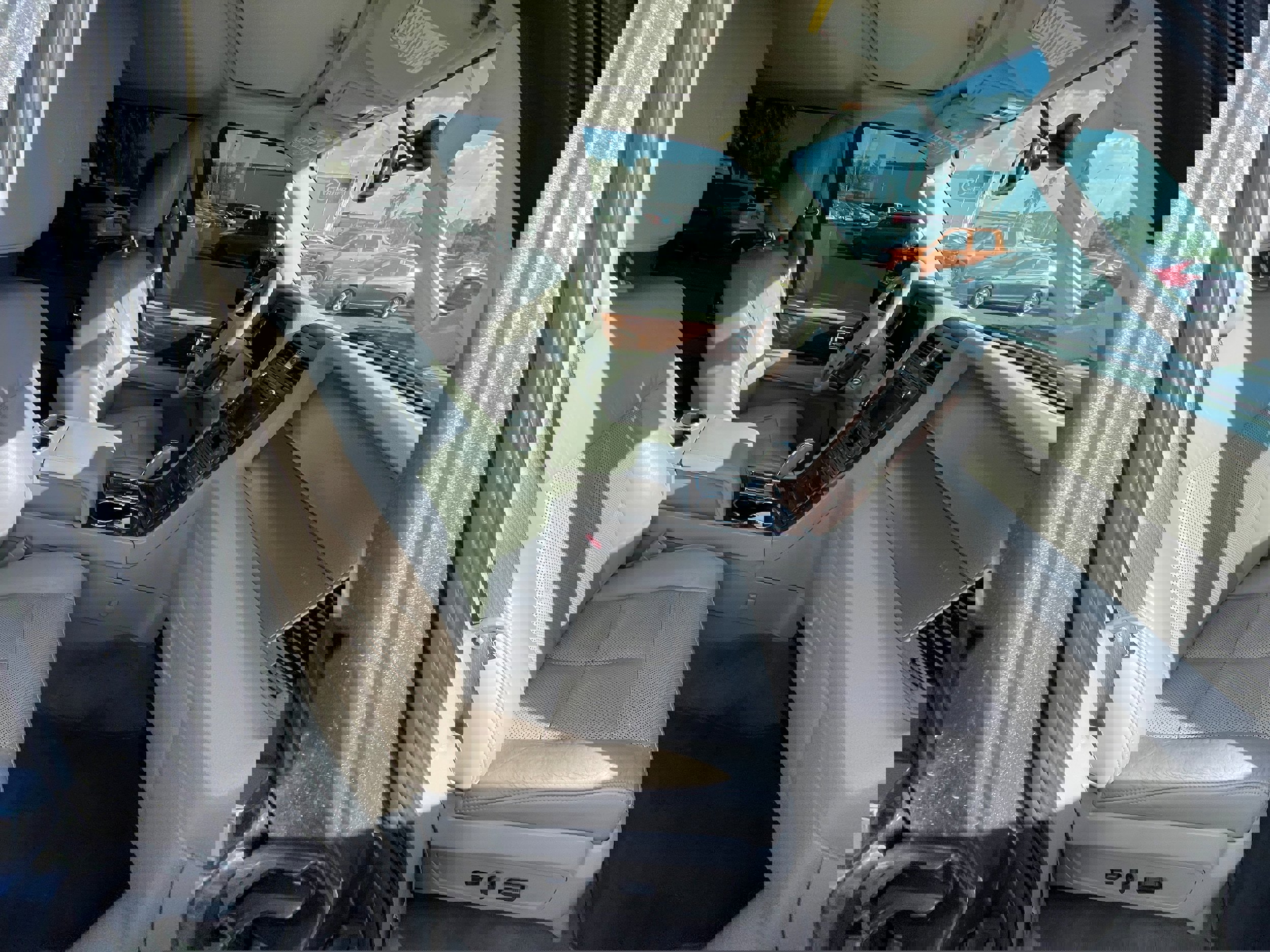 Used 2014 Lincoln Navigator 2WD image 27