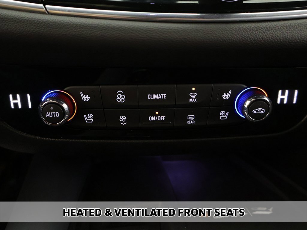 Used 2024 Buick Enclave Premium image 7