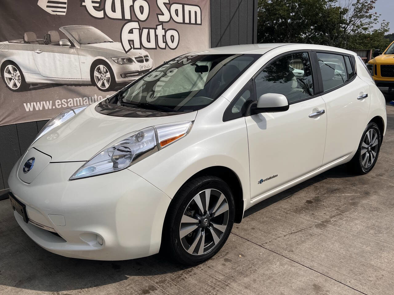 Used 2017 Nissan Leaf SV