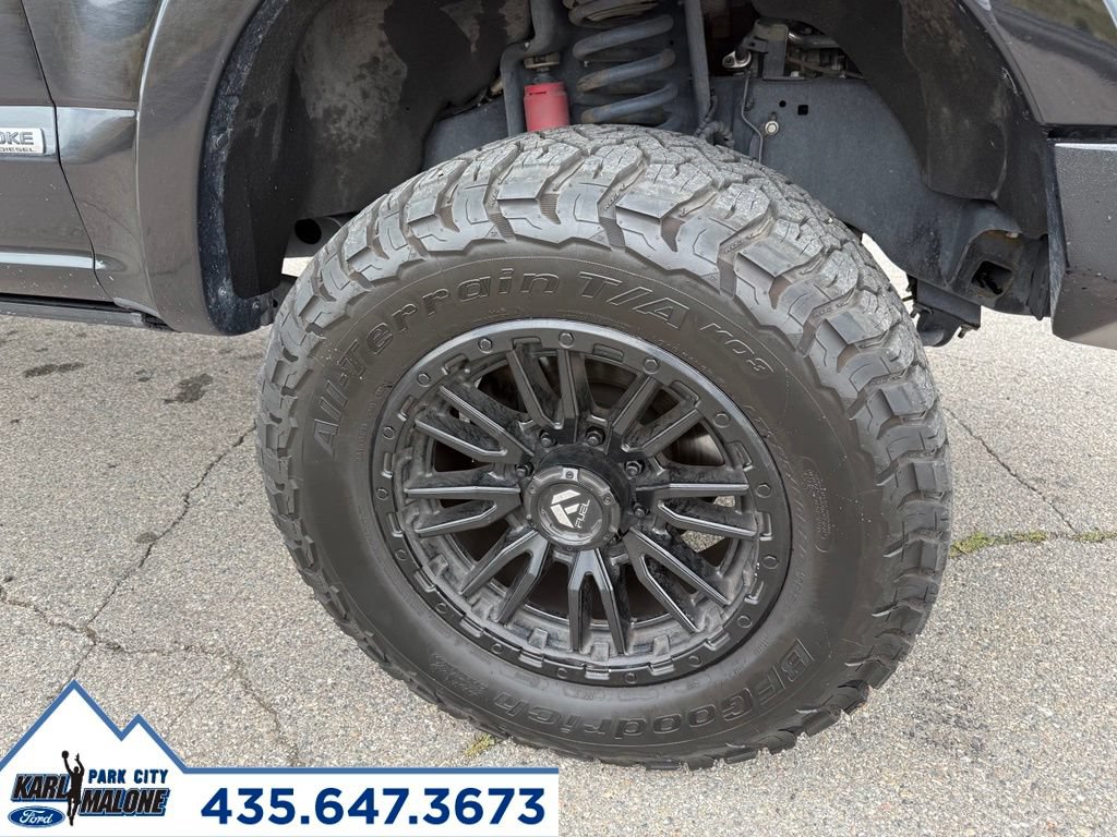 Used 2022 Ford F350 Lariat w/ Tremor Off-Road Package AWD/4WD image 9