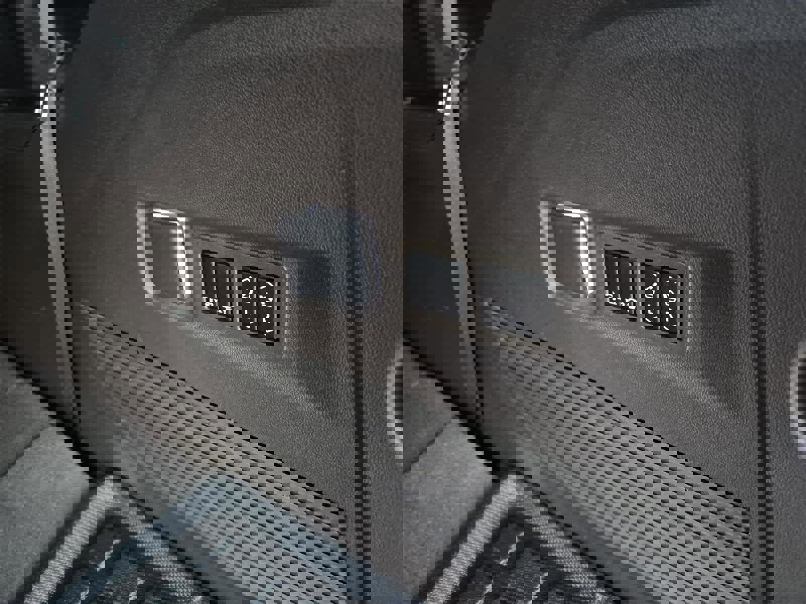 Used 2024 Chevrolet Tahoe Z71 w/ Off-Road Capability Package image 9