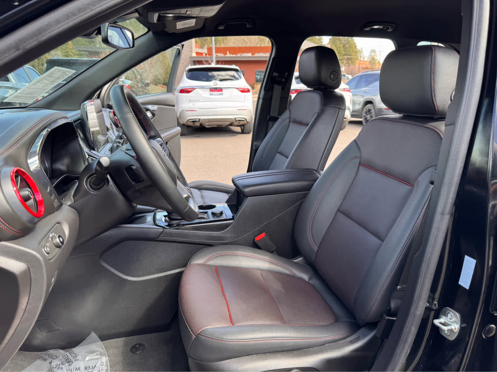 Used 2025 Chevrolet Blazer RS image 9