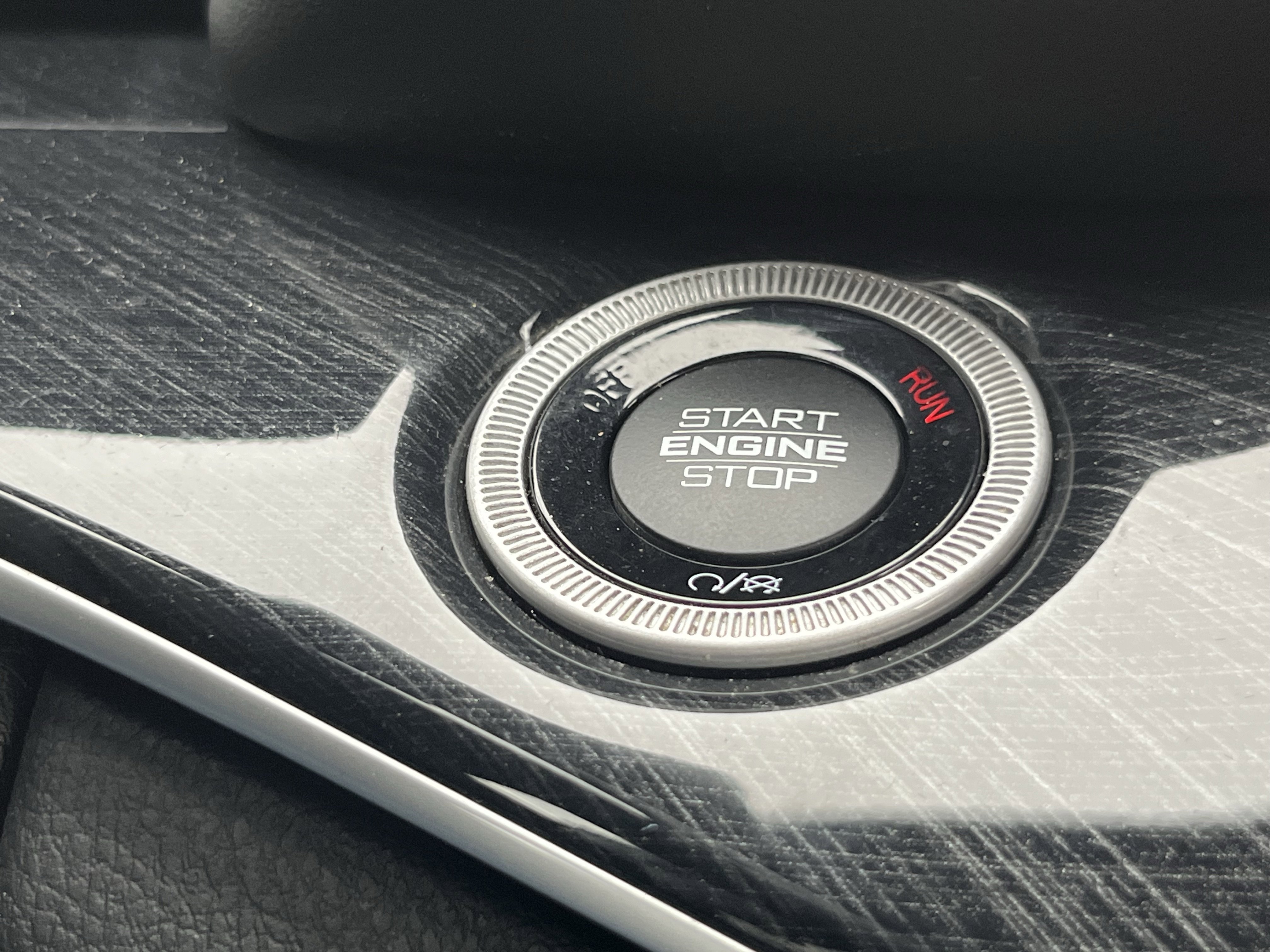 Used 2023 Jeep Grand Cherokee Trailhawk image 39