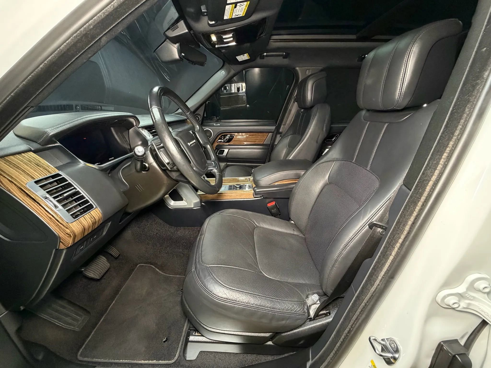 Used 2018 Land Rover Range Rover HSE AWD/4WD image 53