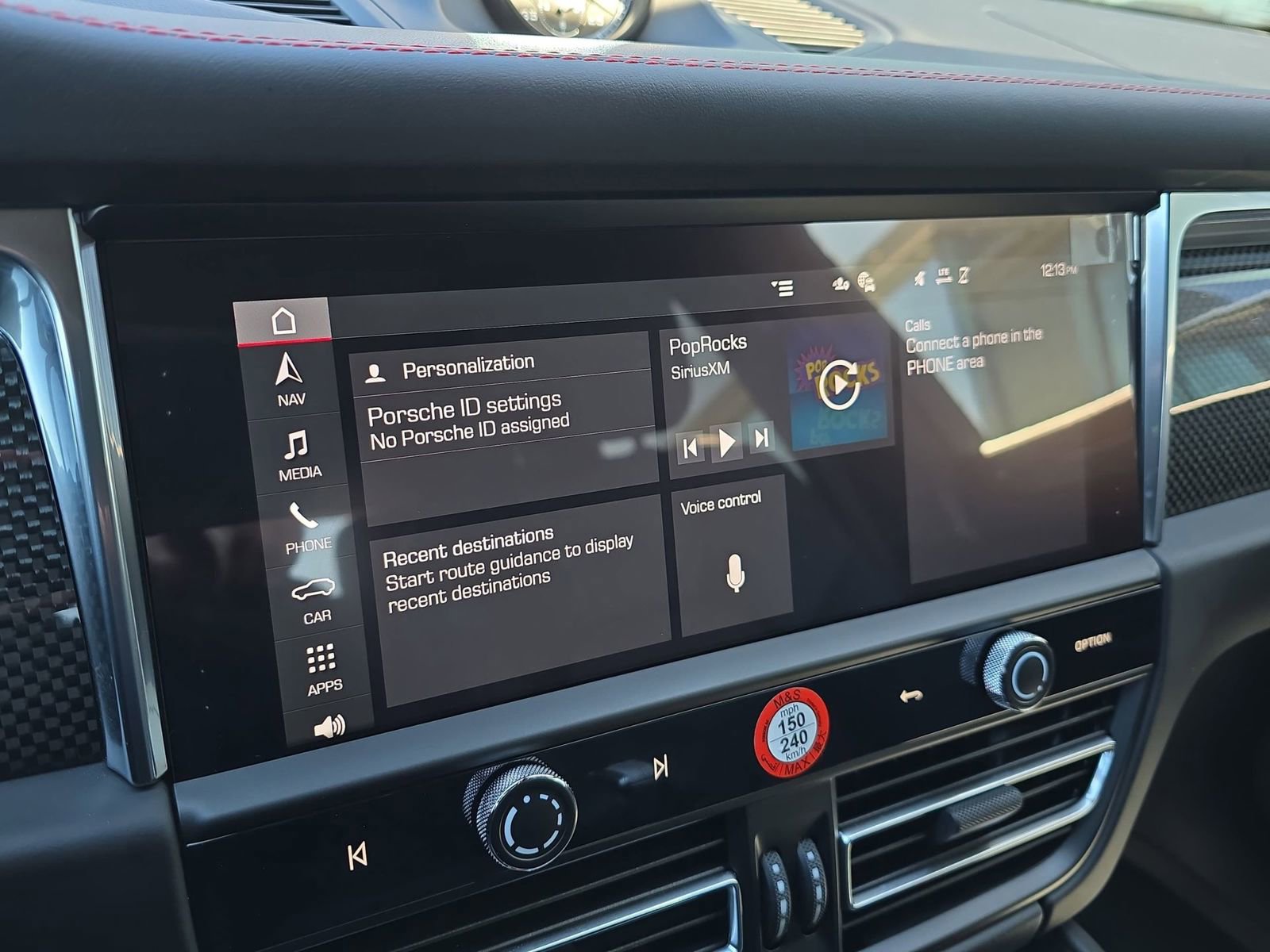 Certified 2026 Porsche Macan GTS image 17