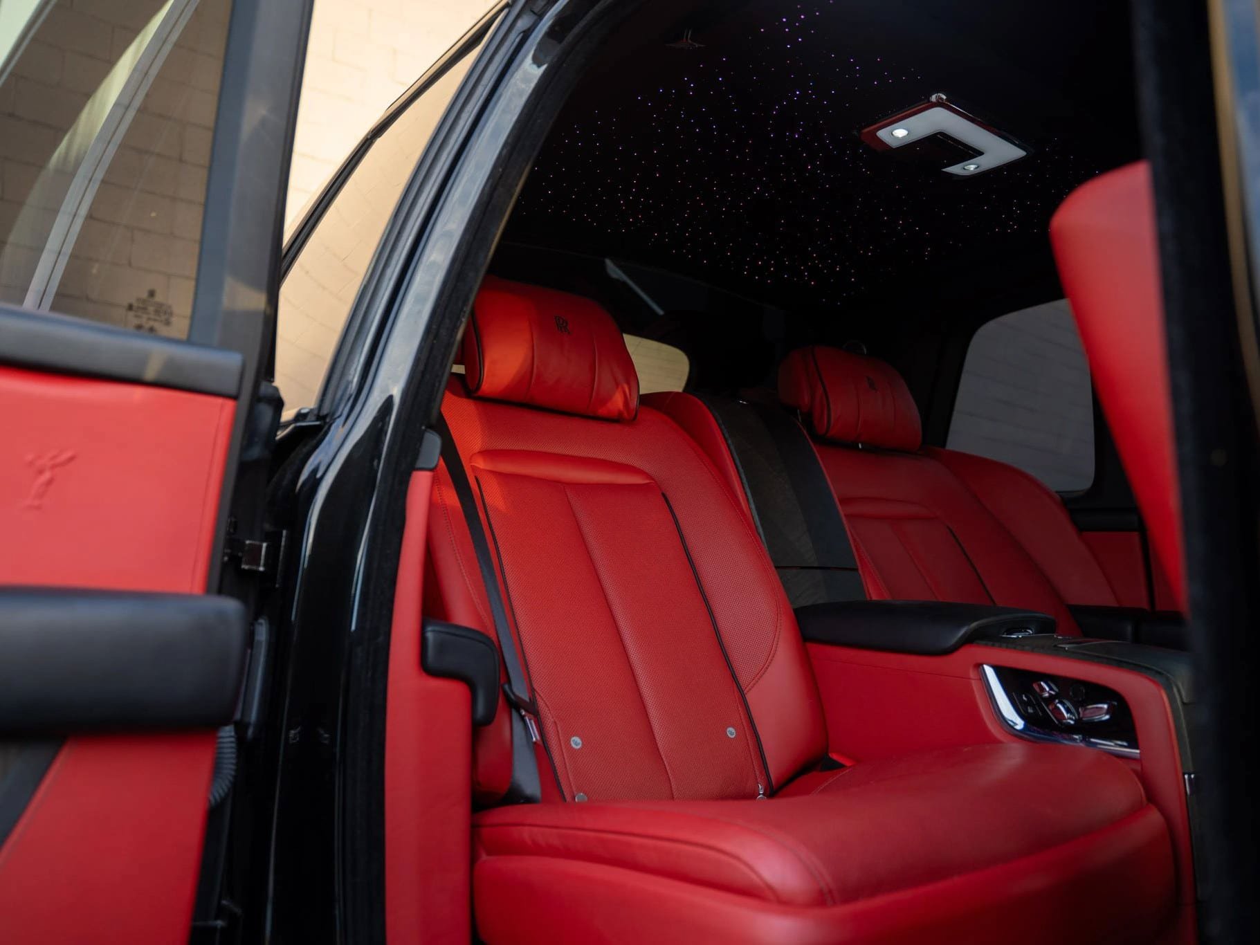 Used 2019 Rolls-Royce Cullinan AWD/4WD image 5