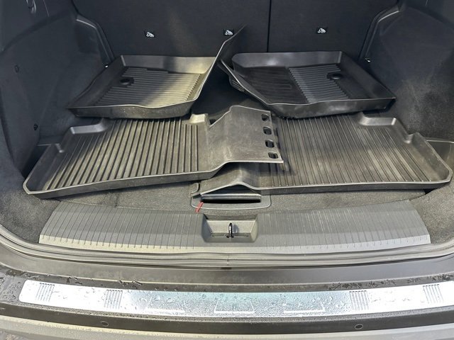 Certified 2022 Nissan Rogue SV w/ SV Premium Package image 17