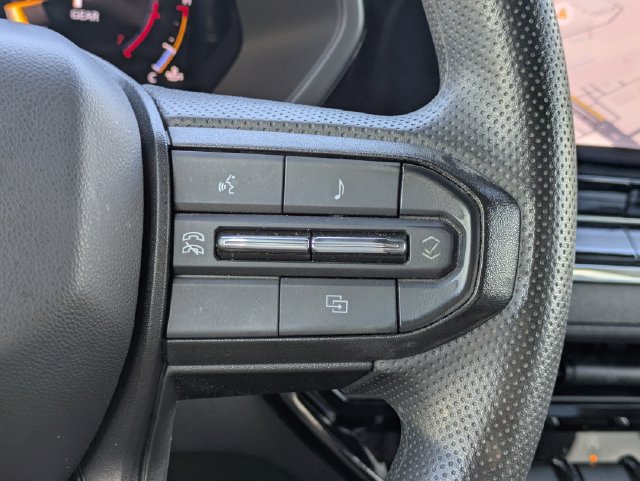 Used 2025 Chevrolet Colorado W/T w/ Advanced Trailering Package RWD image 18