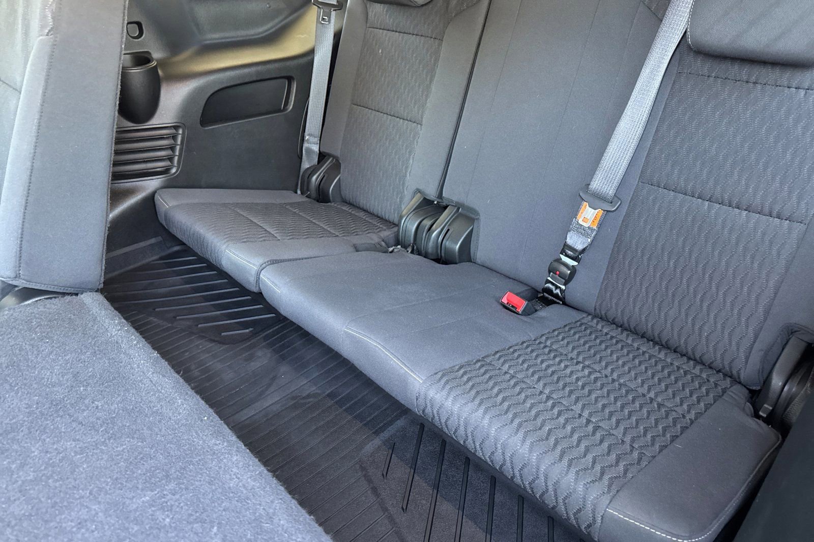 Certified 2020 GMC Yukon SLE RWD image 16