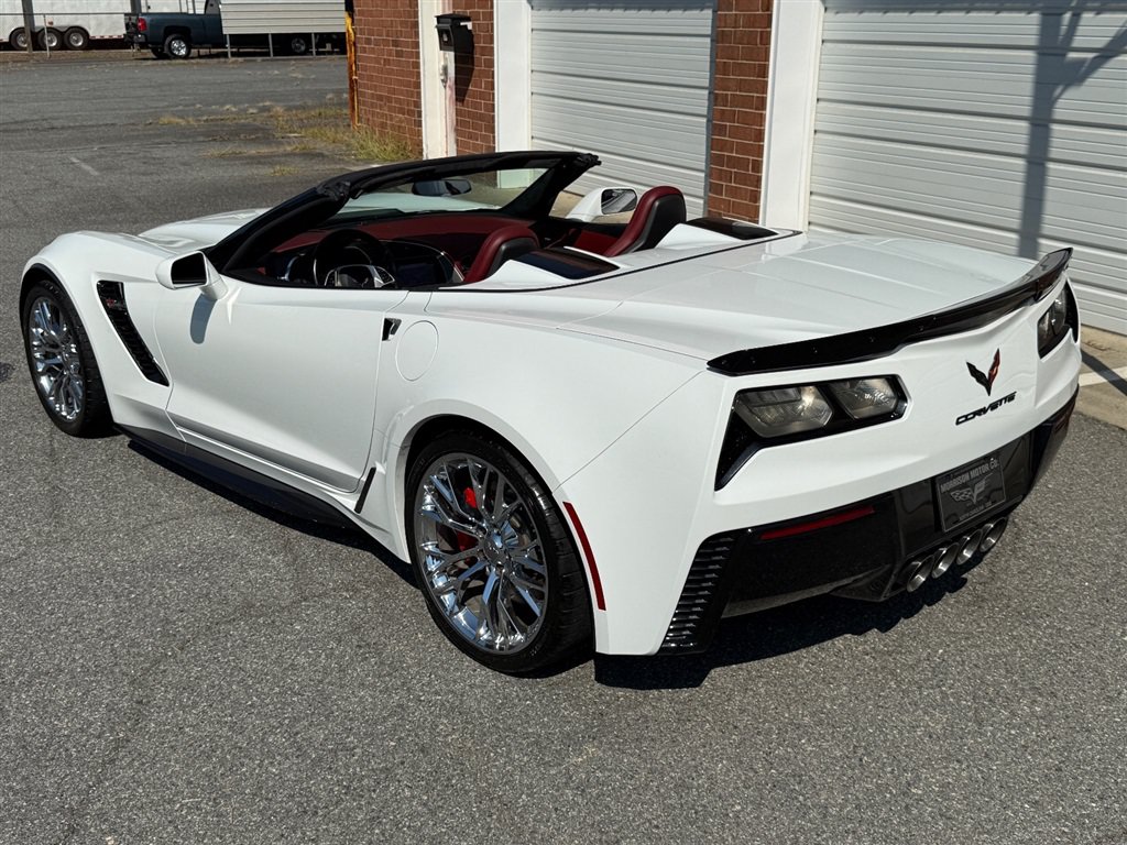 Used 2018 Chevrolet Corvette Z06 RWD image 24