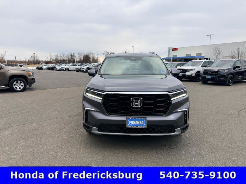 Certified 2025 Honda Pilot Elite image 9