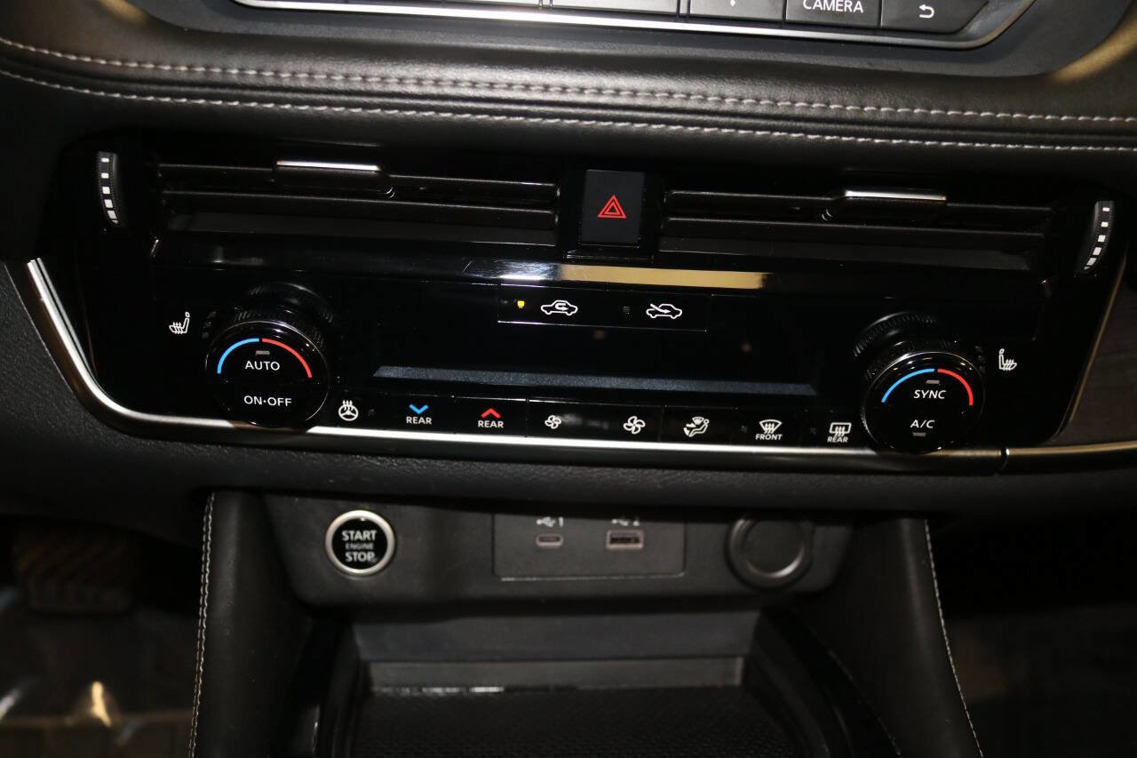 Used 2021 Nissan Rogue SL image 36