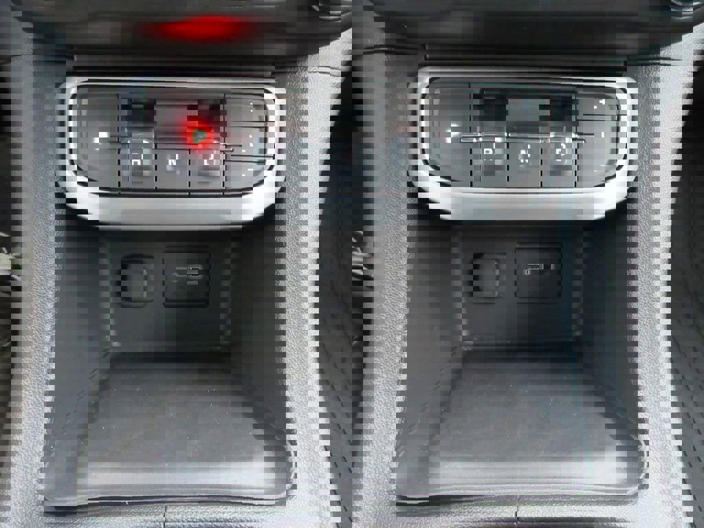 Used 2023 GMC Acadia SLE w/ Driver Convenience Package image 27