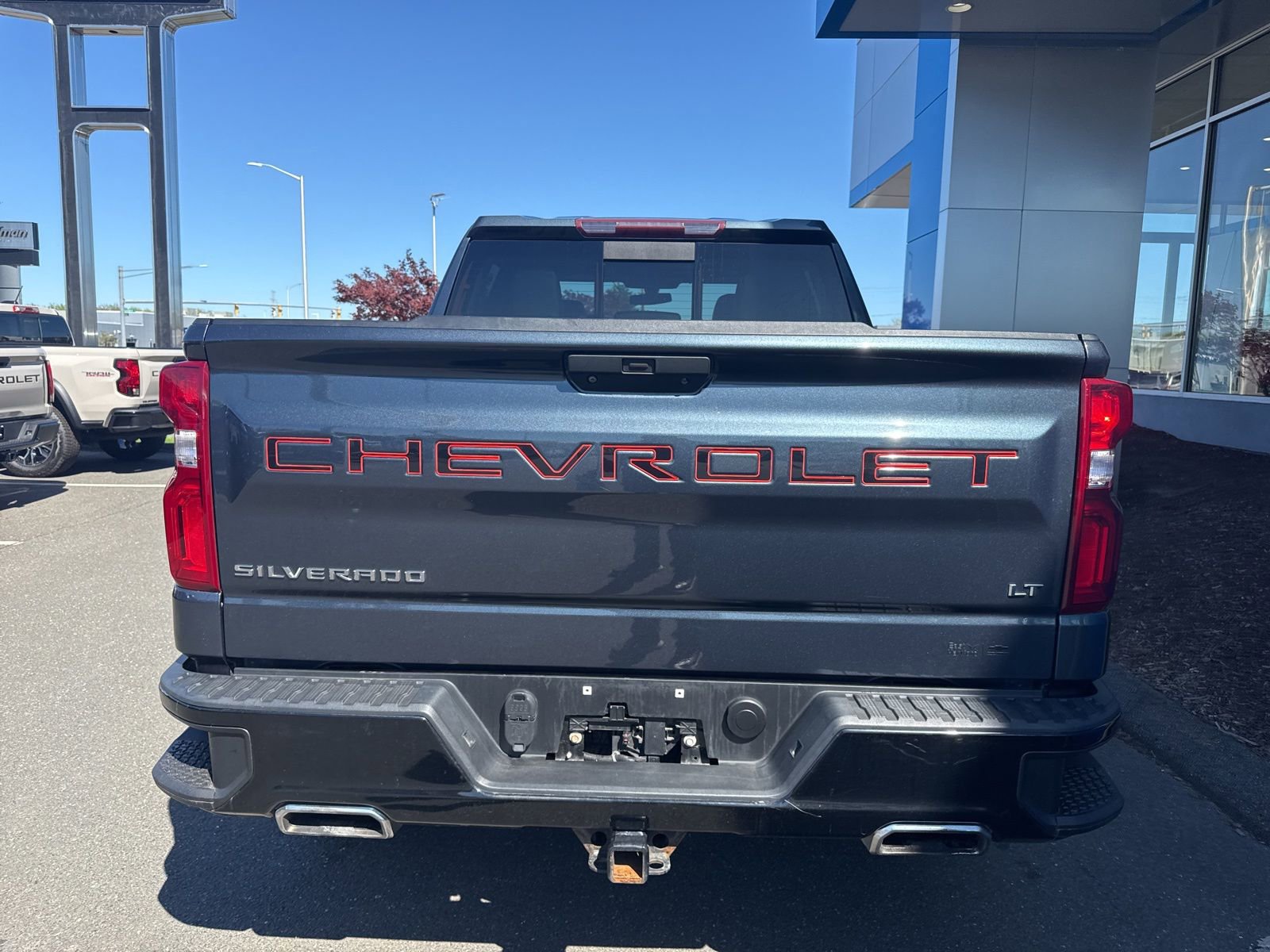 Used 2020 Chevrolet Silverado 1500 LT Trail Boss AWD/4WD image 7
