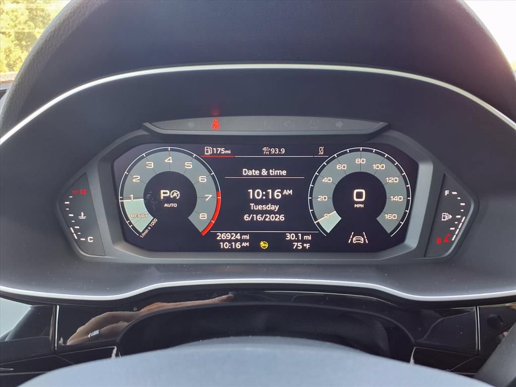 Used 2023 Audi Q3 2.0T Premium w/ Black Optic Sport Package AWD/4WD image 16