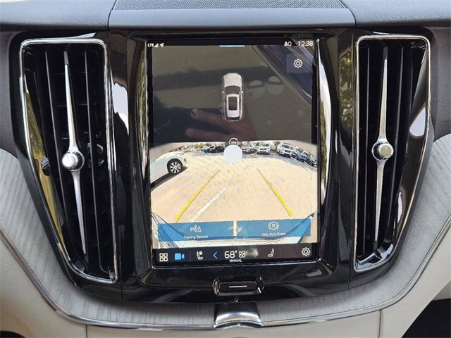 Certified 2025 Volvo XC60 T8 Plus w/ Protection Package Premier image 21