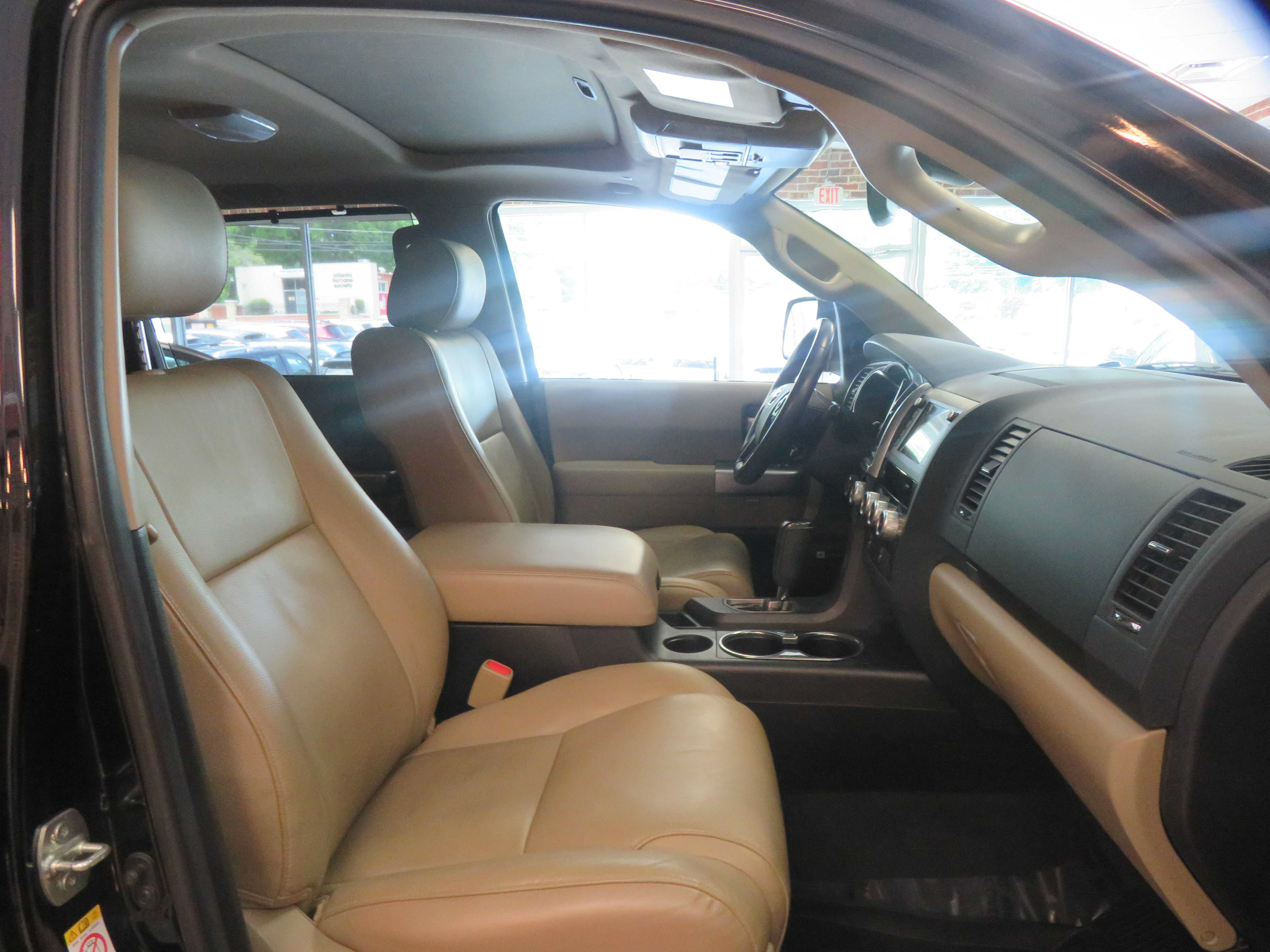 Used 2020 Toyota Sequoia Limited w/ Safety & Convenience Package AWD/4WD image 32