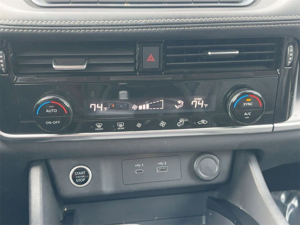 Used 2022 Nissan Rogue SV image 21