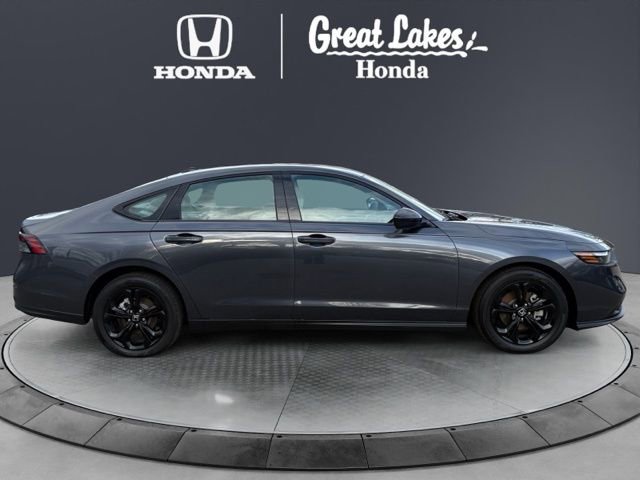 Used 2025 Honda Accord SE image 7
