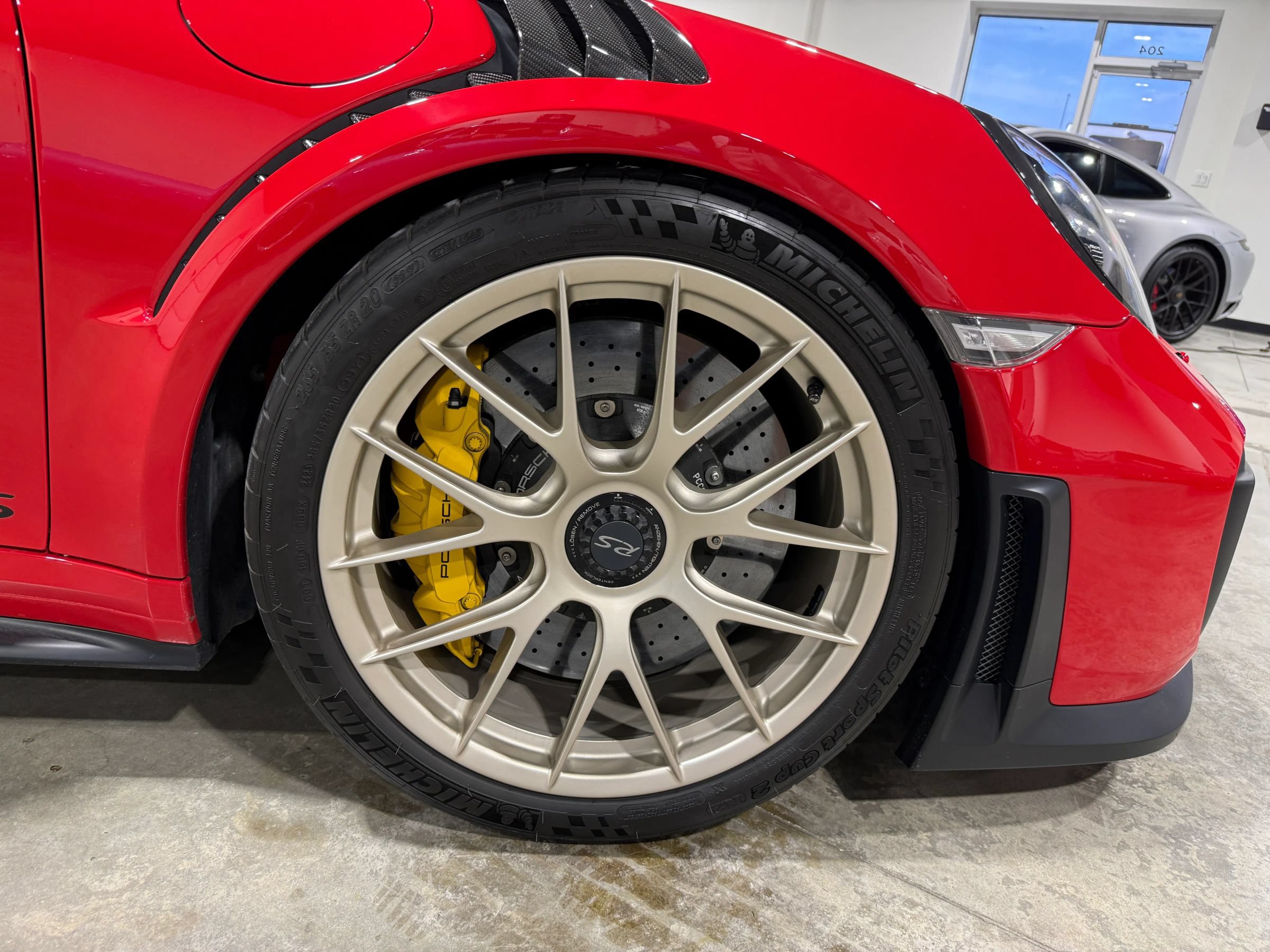 Used 2018 Porsche 911 GT2 RS RWD image 20