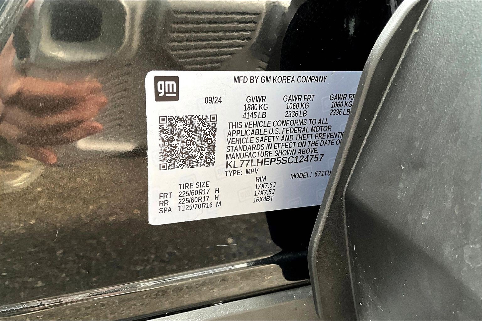 Used 2025 Chevrolet Trax LT w/ Driver Confidence Package FWD image 11