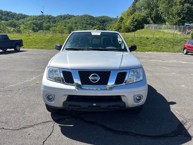 Used 2016 Nissan Frontier SV w/ SV Value Truck Package AWD/4WD image 3