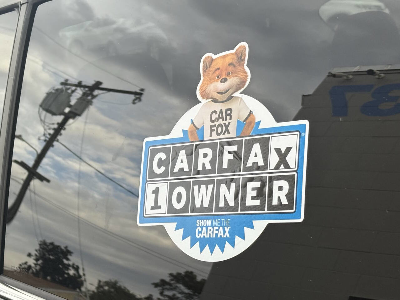 Used 2017 Toyota RAV4 XLE image 16