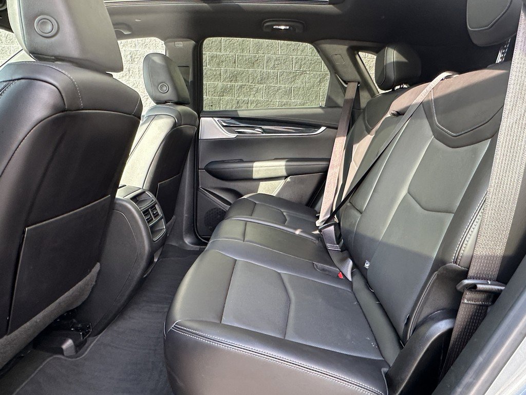 Certified 2025 Cadillac XT5 Premium Luxury image 7