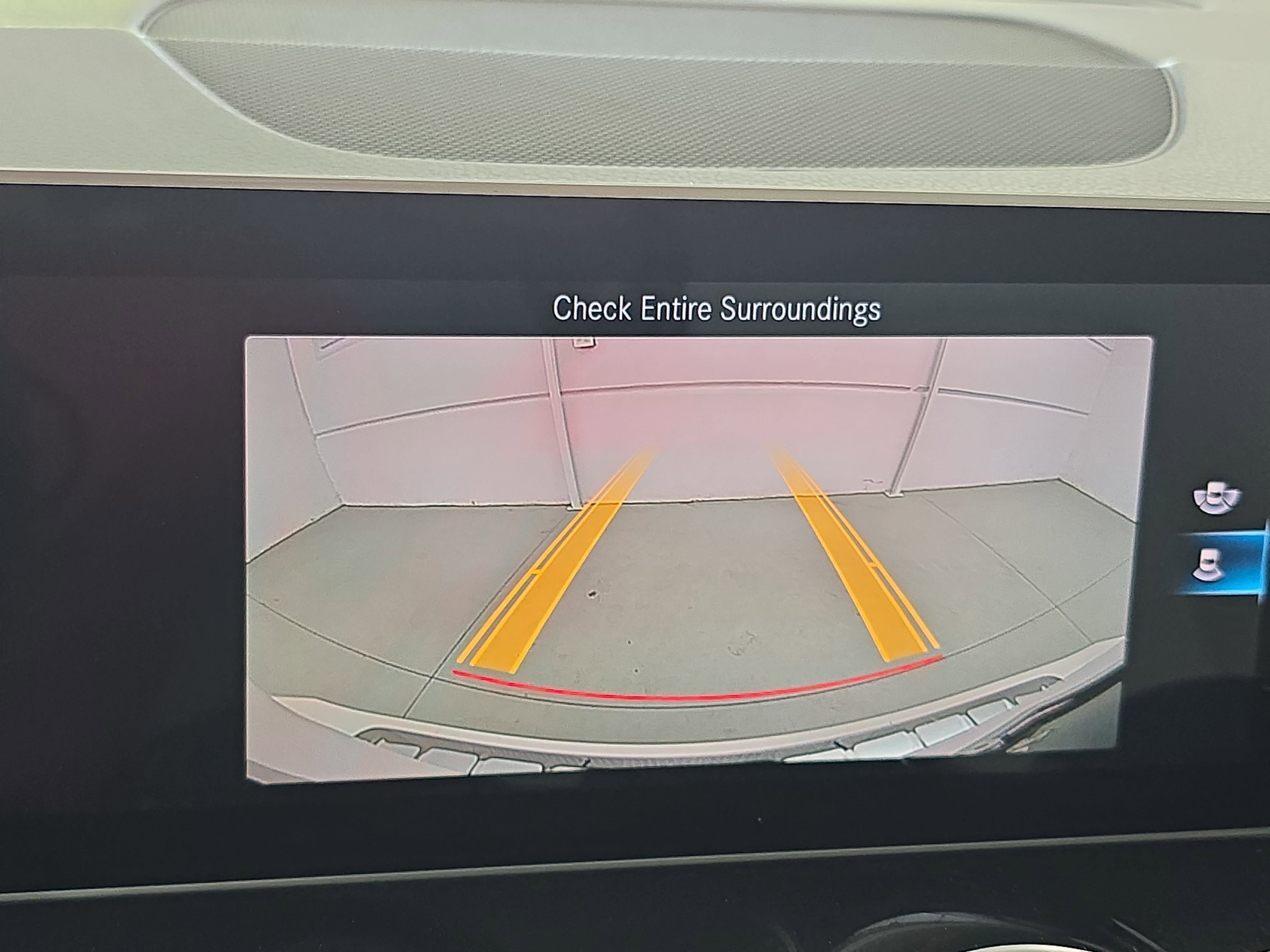 Used 2021 Mercedes-Benz GLB 250 4MATIC image 23