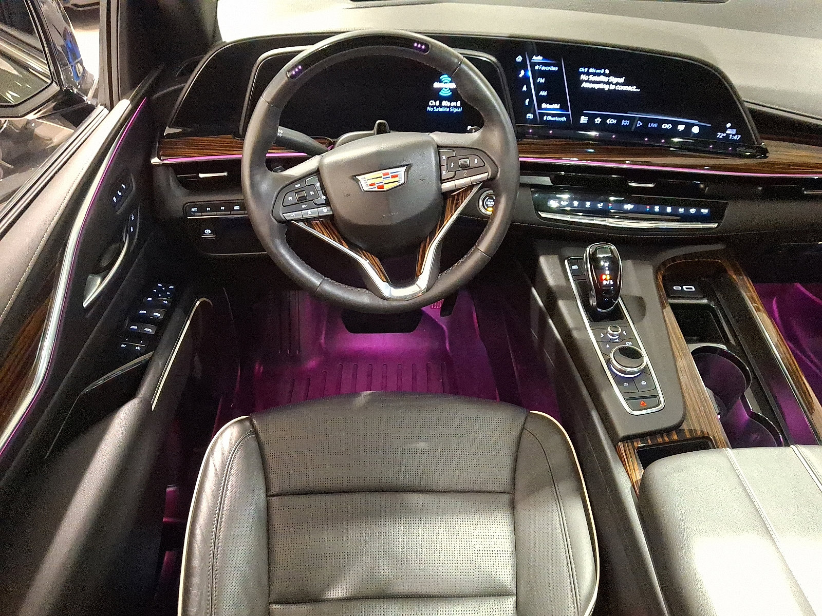 Certified 2023 Cadillac Escalade Premium Luxury image 19