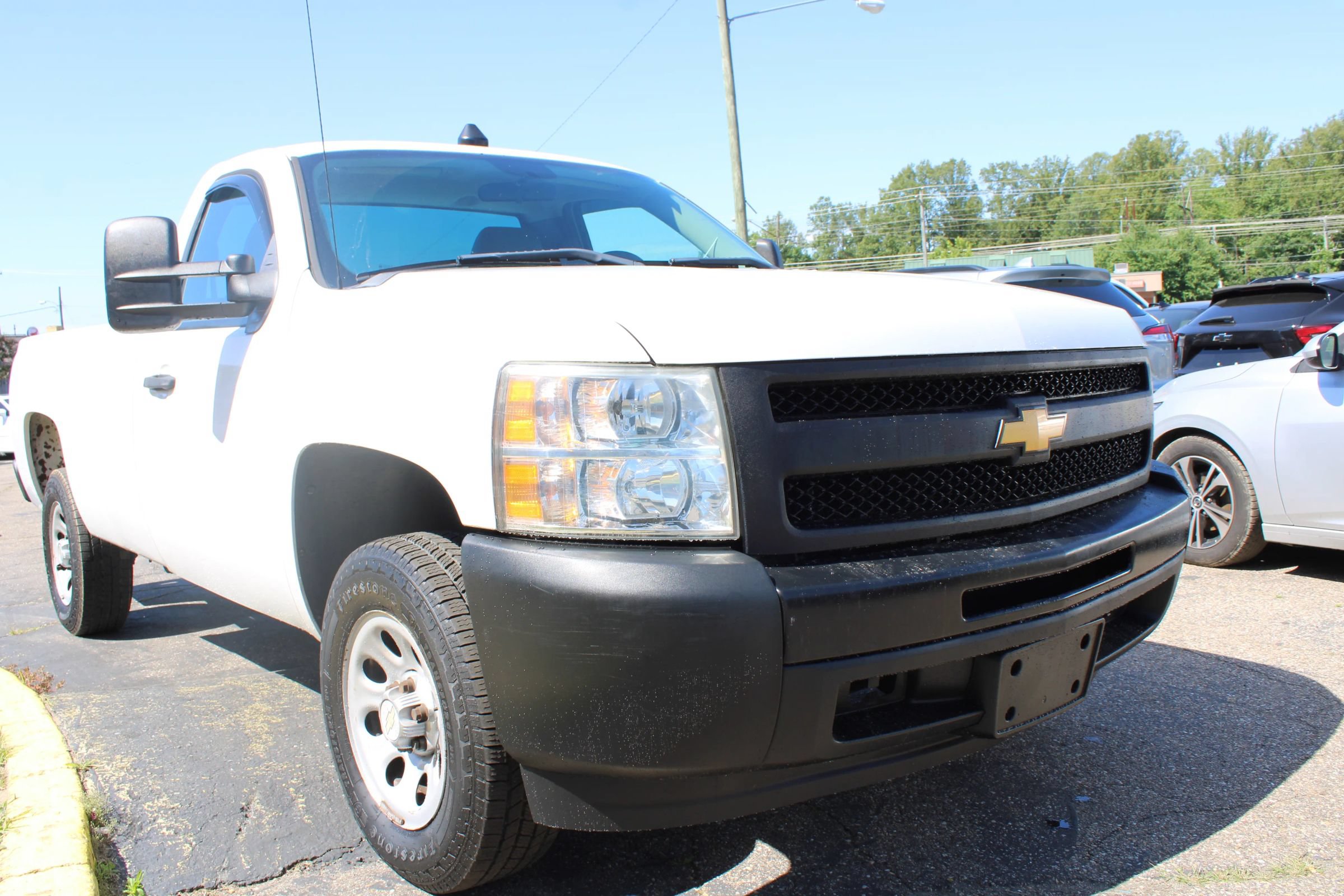Used 2013 Chevrolet Silverado 1500 W/T RWD image 3