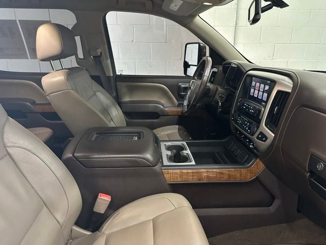 Used 2017 GMC Sierra 1500 SLT w/ SLT Premium Package AWD/4WD image 23