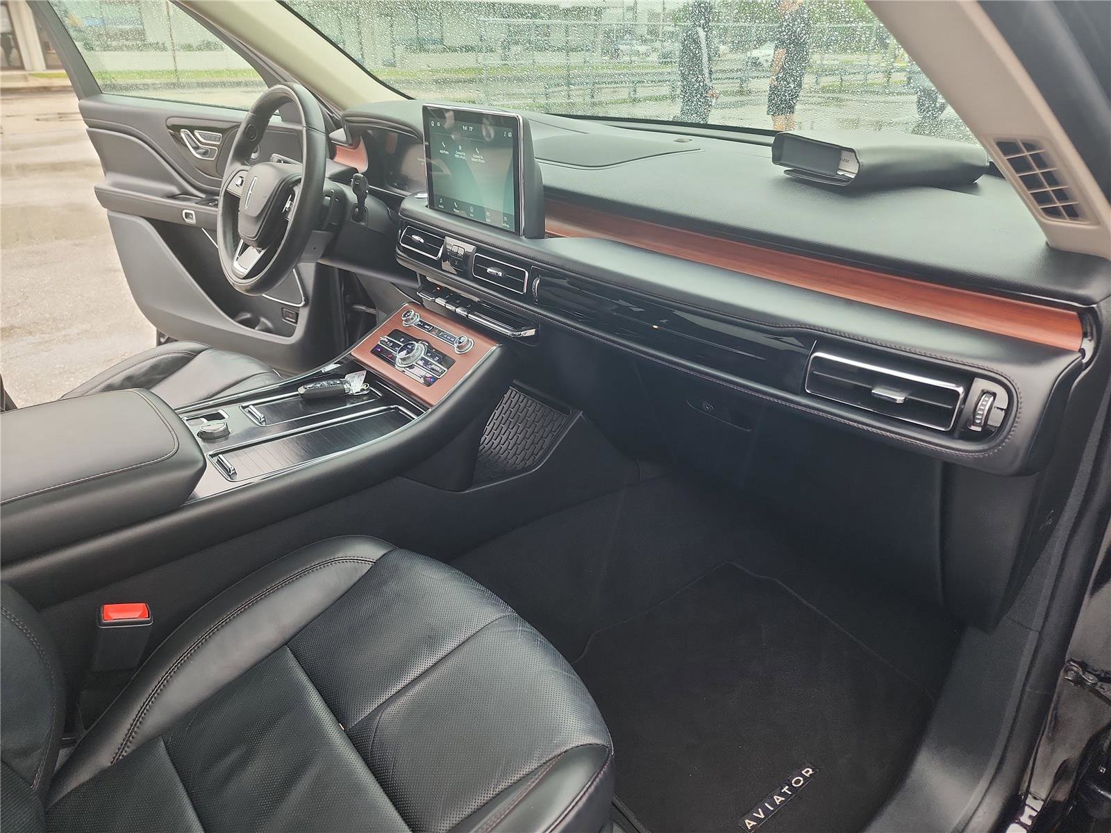 Certified 2021 Lincoln Aviator Reserve RWD image 26