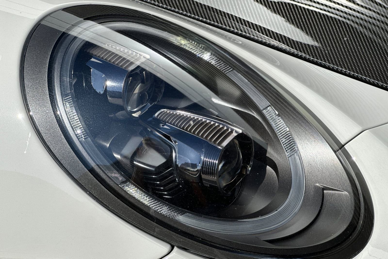 Used 2018 Porsche 911 GT2 RS w/ Weissach Package image 35