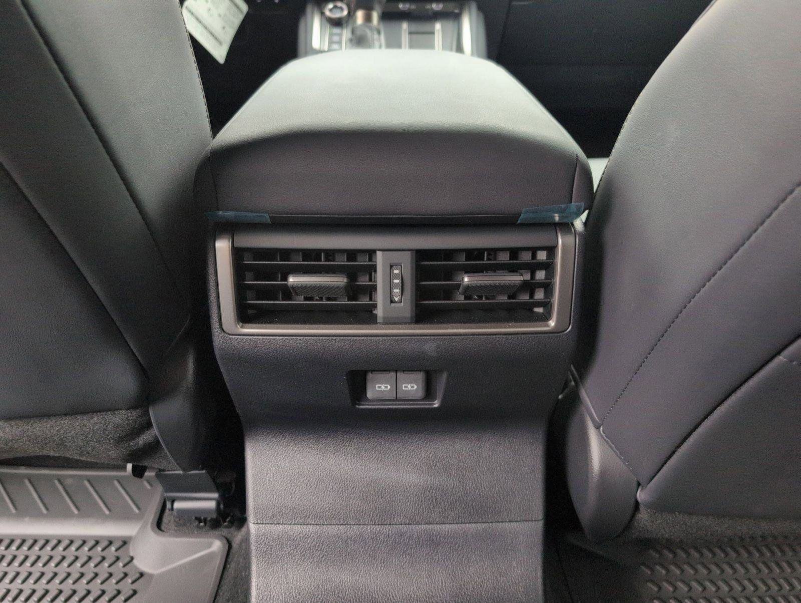 Certified 2025 Lexus GX 550 image 10