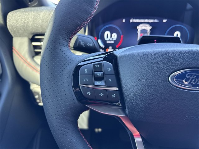 Certified 2025 Ford Explorer ST-Line w/ Premium Package image 16