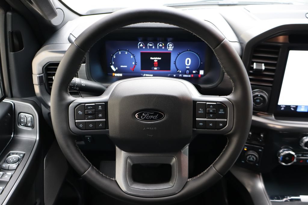 Used 2025 Ford F150 Lariat AWD/4WD image 23