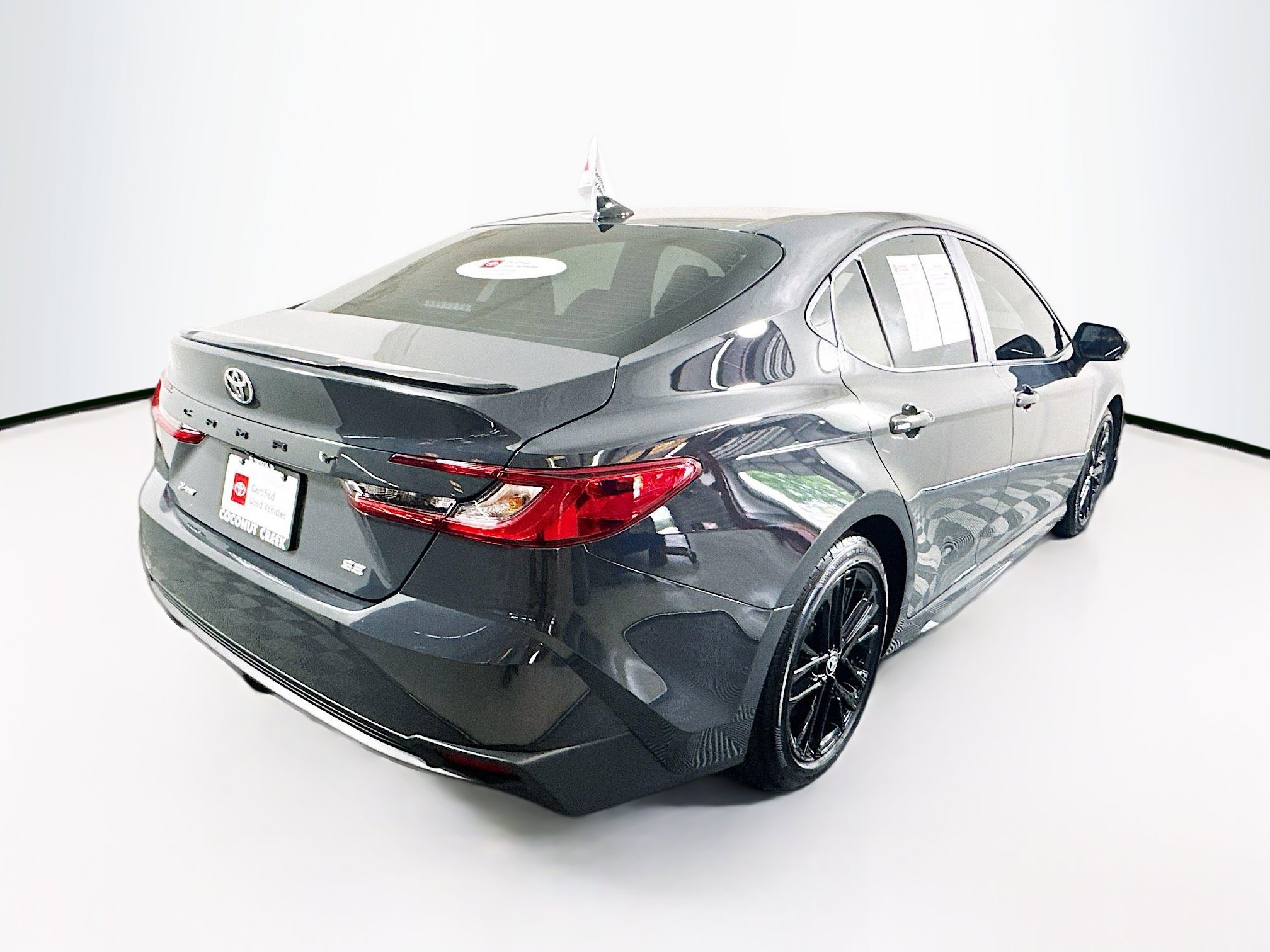 Used 2025 Toyota Camry SE w/ Multimedia Upgrade Package FWD image 3