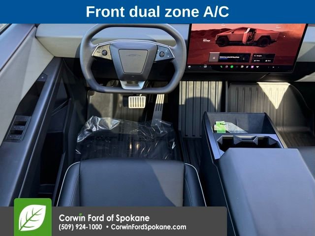 Used 2025 Tesla Cybertruck AWD Crew Cab image 3