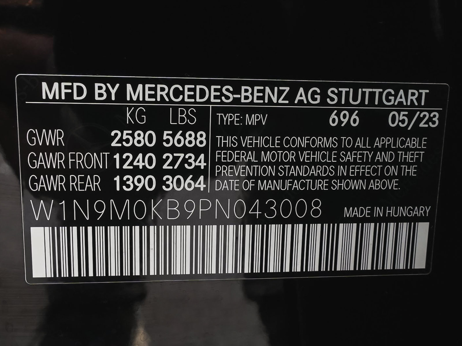 Used 2023 Mercedes-Benz EQB 300 4MATIC w/ Pinnacle Package image 17