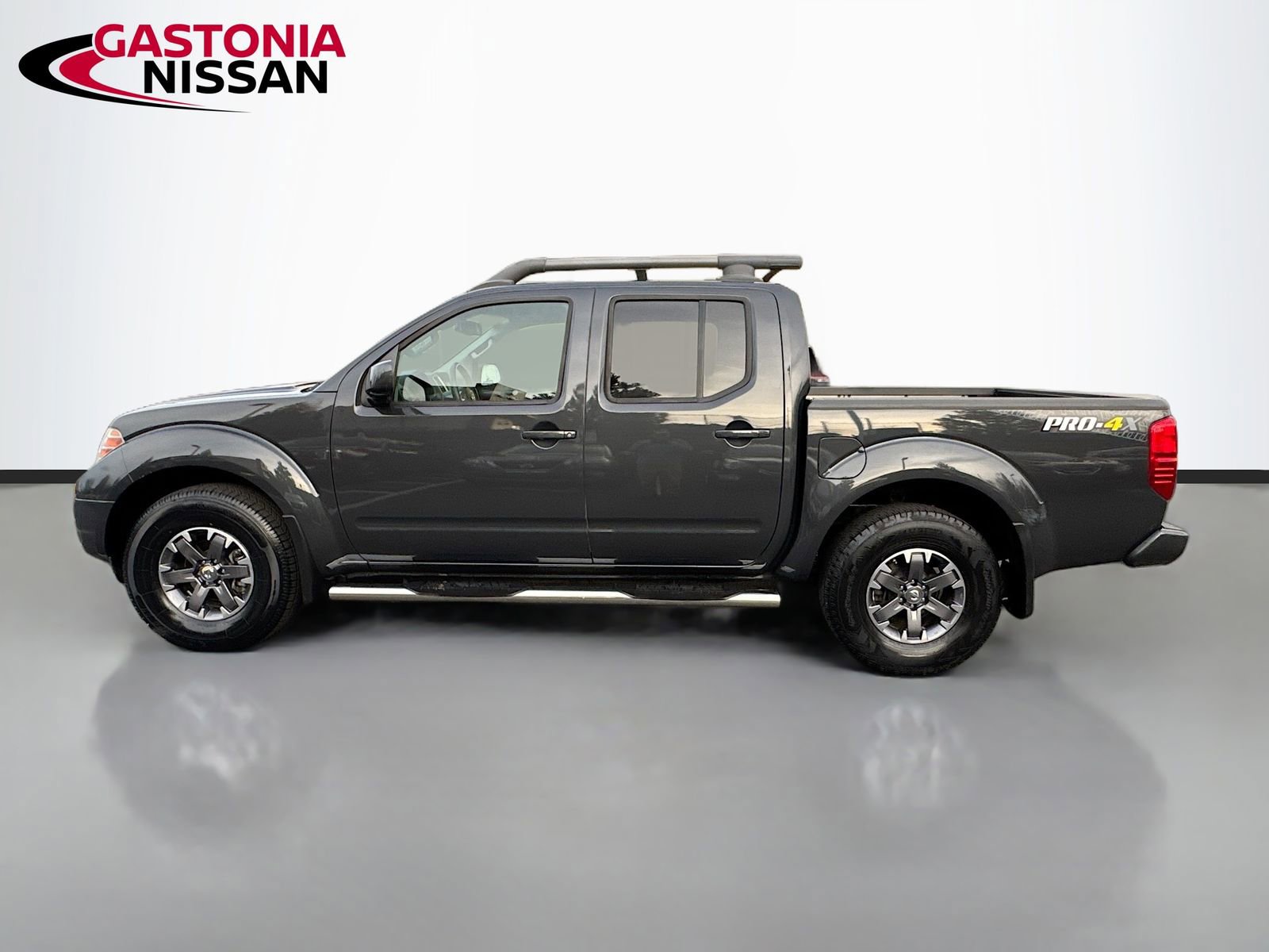 Used 2015 Nissan Frontier PRO-4X w/ Pro-4x Luxury Package image 5