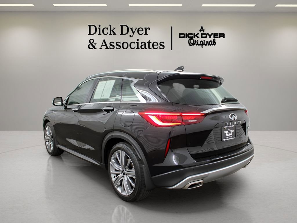 Used 2021 INFINITI QX50 Sensory image 4